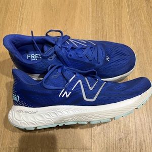 WORN ONCE:  Fresh Foam X 880v13 by New Balance, Women’s Running/Walking Shoes